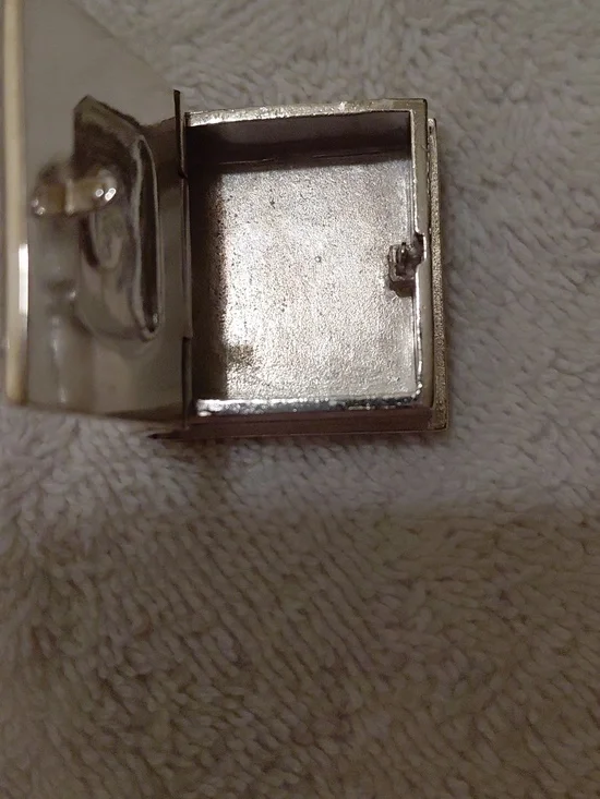 Silver Tone 'Le Sens De La Vie' Book Pill Case - Picture 3 of 4